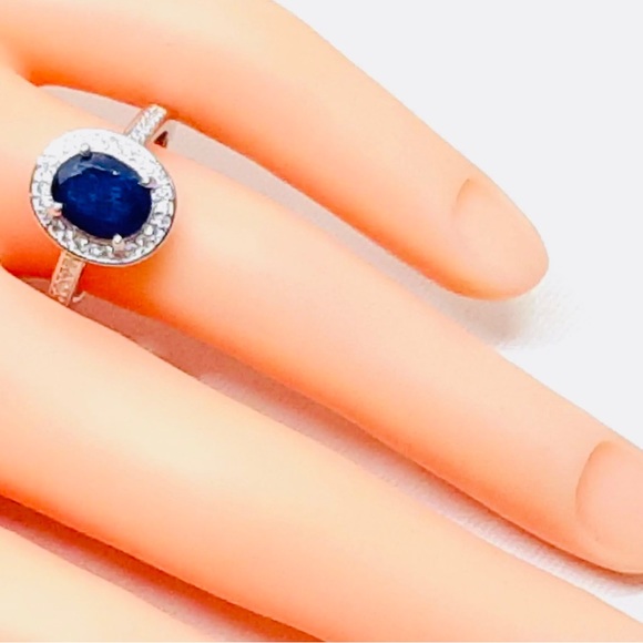 Jewelry - 💙 Huge 2.60Ct Sapphire Ring